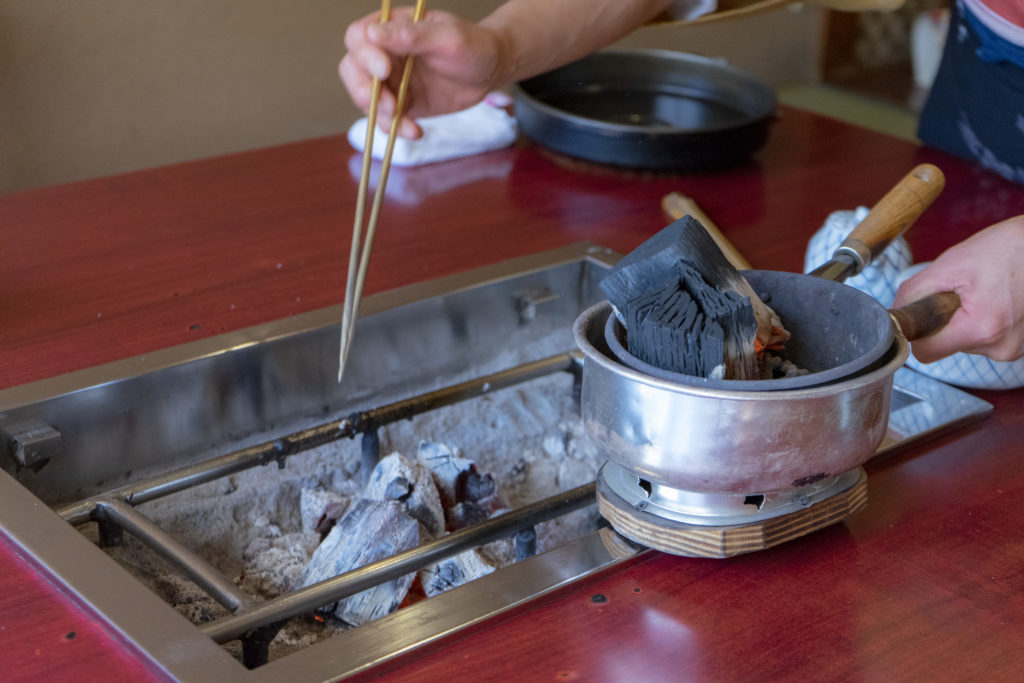 稲垣吾郎さん主演の半世界で注目を浴びた"南伊勢町の備長炭"